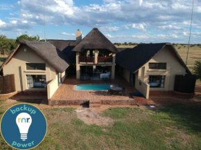 Moshate Lodge Zebula 4 Bedroom Holiday home